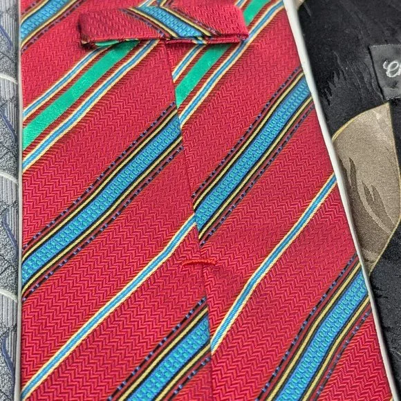 x4 Variety of Neck Ties Pierre Cardin, J. Ferrar and more - Picture 6 of 7